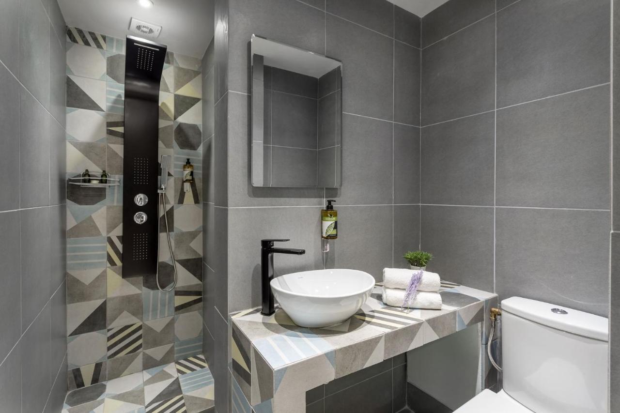Supreme Luxury Suites By Athens Stay מראה חיצוני תמונה